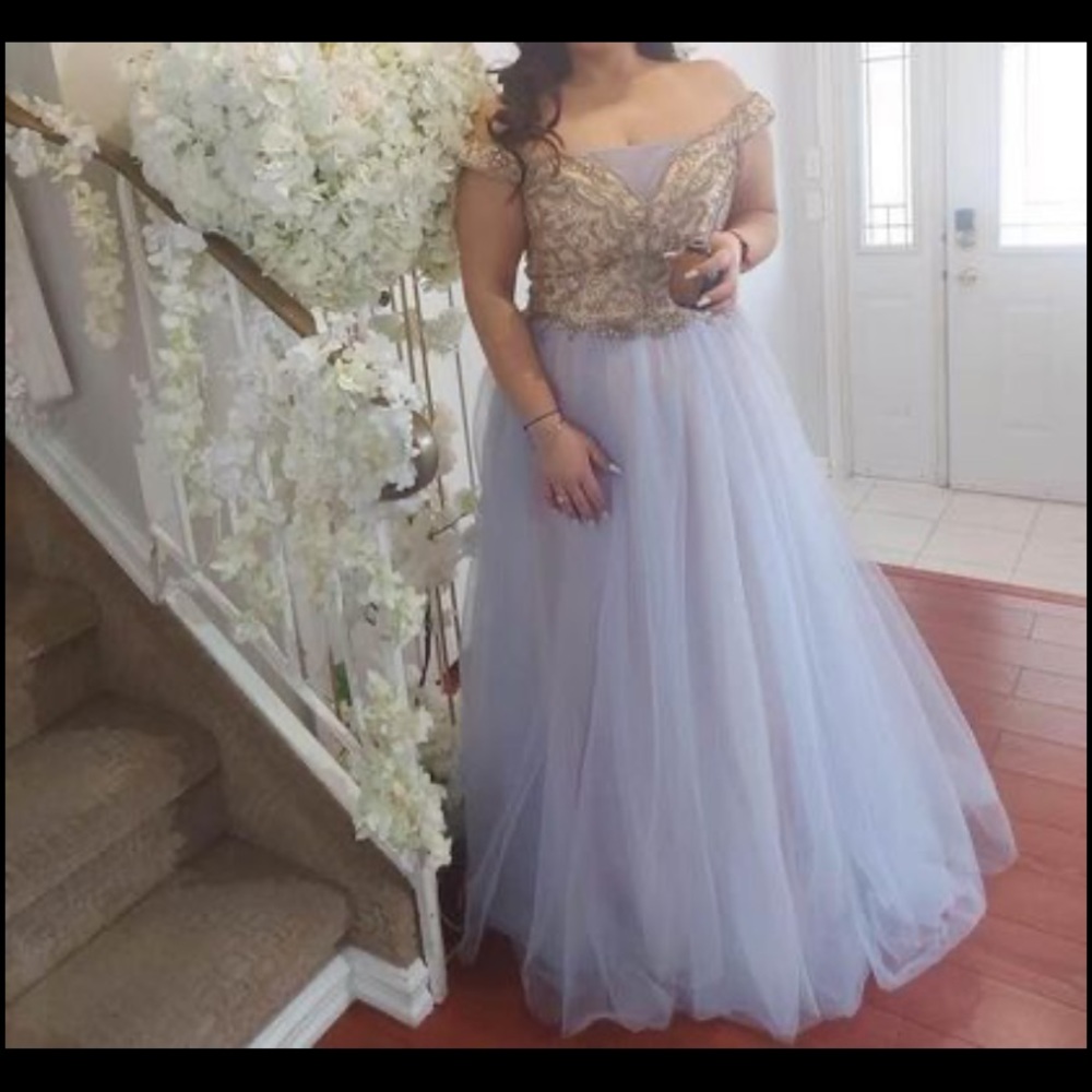 Bell grown. Wear ones!! Elegant and beautiful dress.